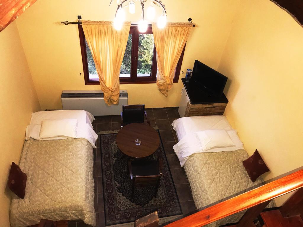 Hotel Loggas Sidhirokhórion Esterno foto